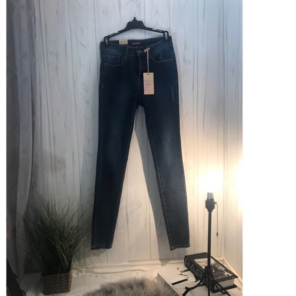 Jeans - Picture 3 of 3